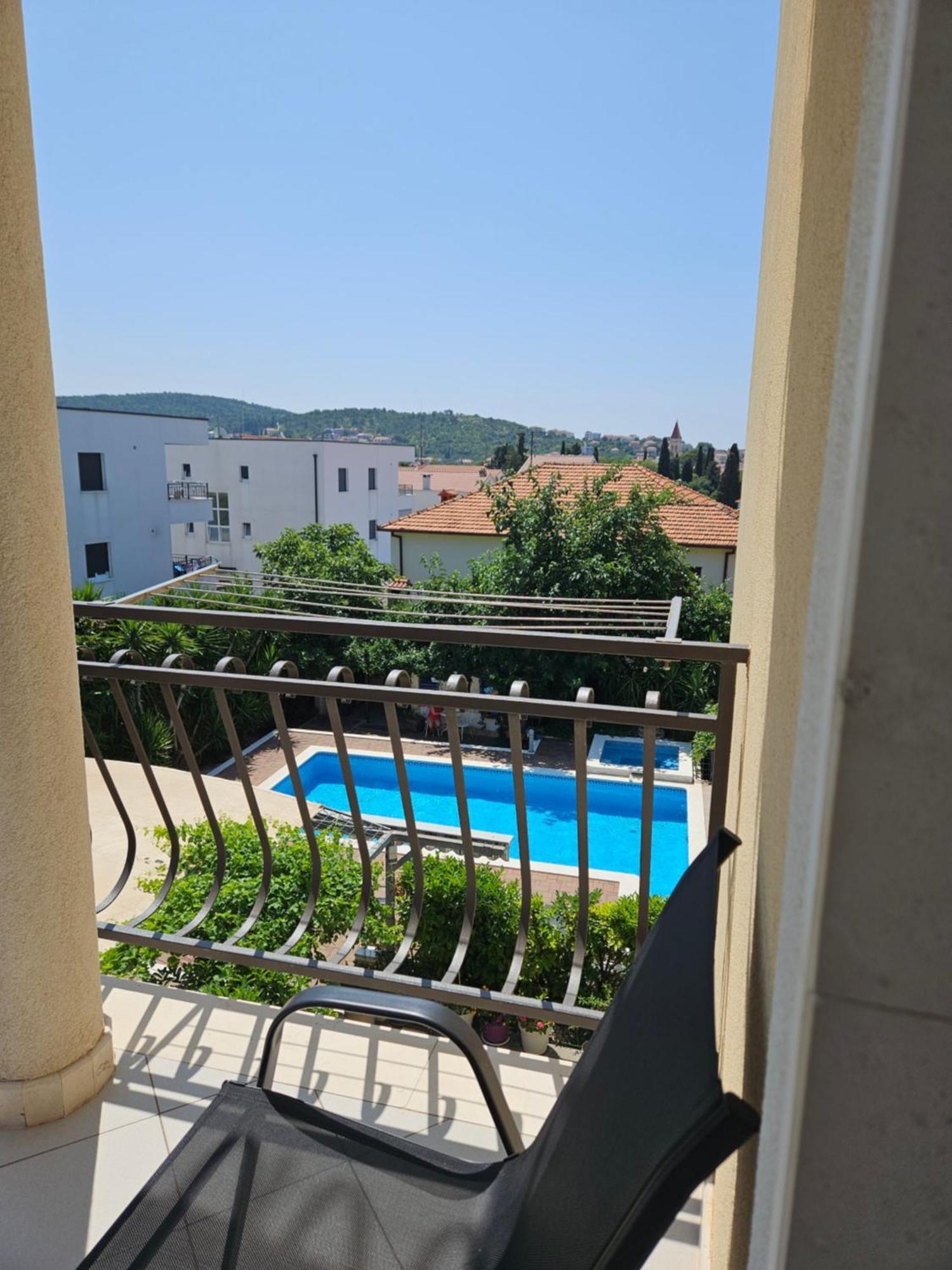 Mary Apartman
